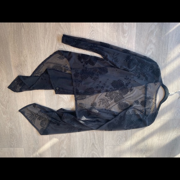 Cardigan - Picture 2 of 3